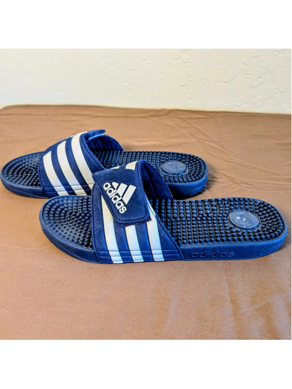 Adidas Adissage Adjustable Slides Men size 9 Navy White Massage Footbed Sandals